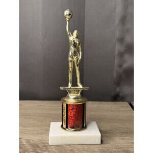 Grapevine Parks & Rec TX 9" Male Figure 2002 Basketball Trophy, Marble Base